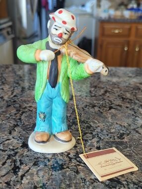New Vintage Porcelain Emmett Kelly Jr. Clown With Violin
